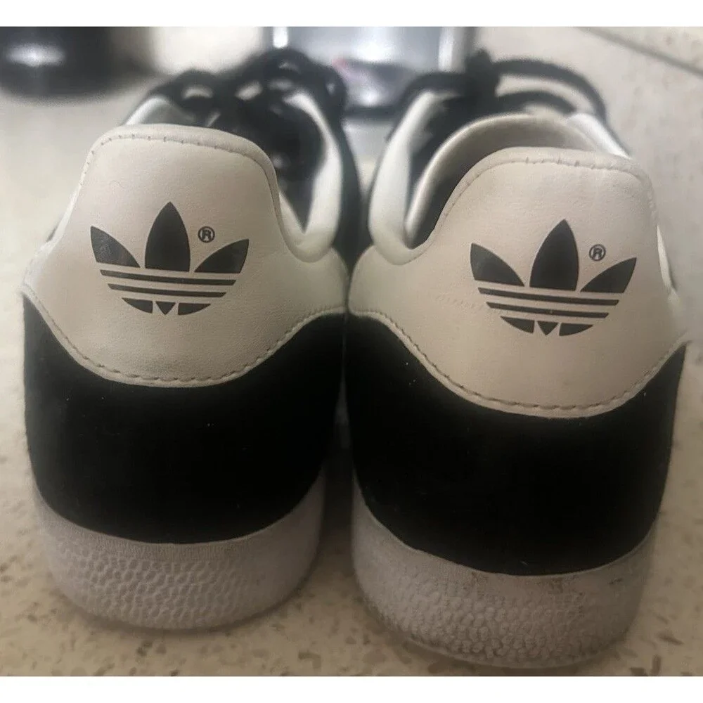 Adidas Gazelle Black Suede White Stripes /Soles Mens Sz 9 Sneakers Sport Shoes